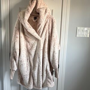 NWT Ivory Cream Leopard Jill Martin Hooded Fleece Sweater Coat XS/S